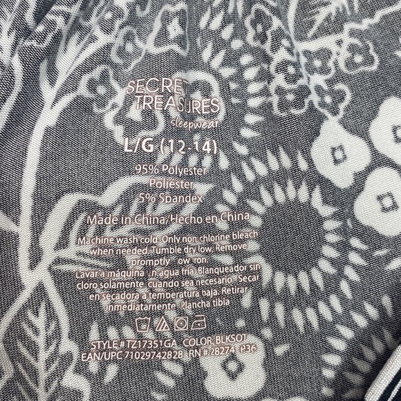 •secret treasures• {b & w} 3/4 Sleeved V-neck Slinky Boho Dahlia Printed Dress - Picture 3 of 13